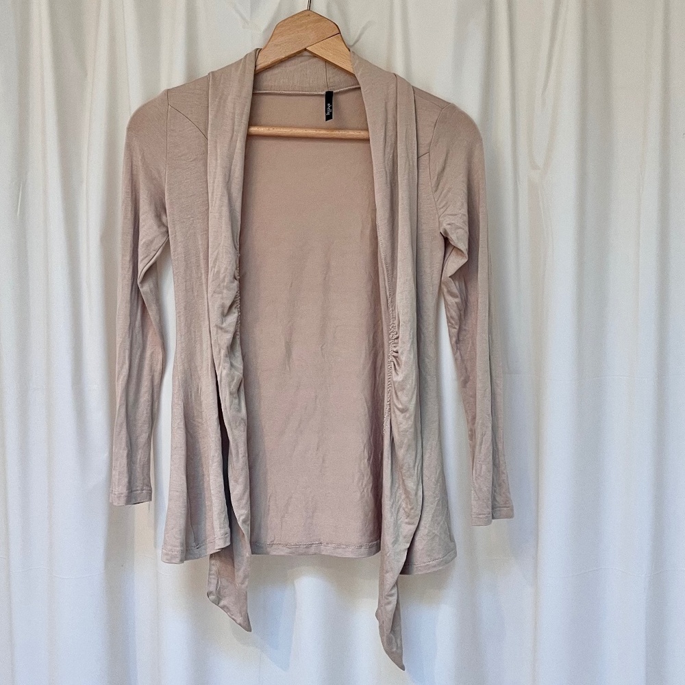 Shelly soft tan cardigan NWOT small